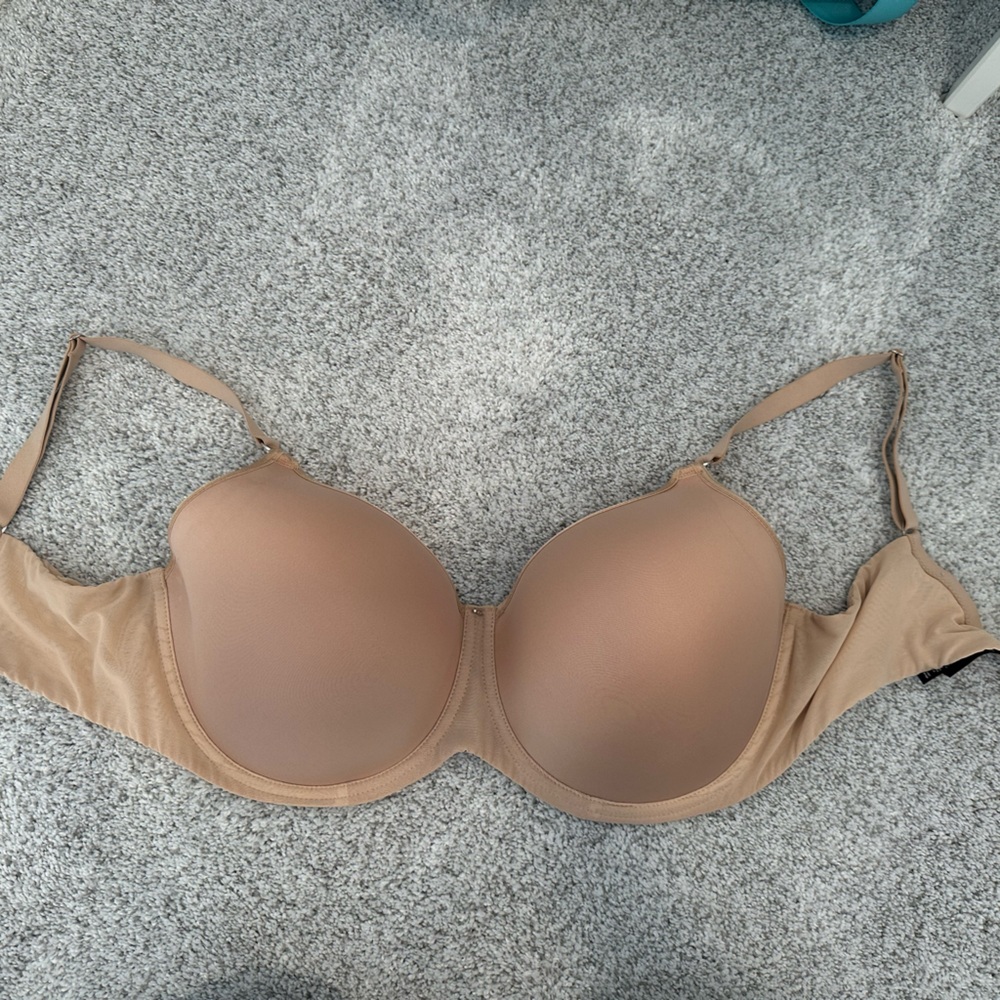 Tan Seamless T-Shirt Bra with Adjustable Straps